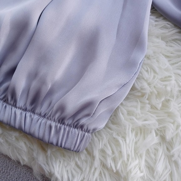 Must Have Off Shoulder Silver Crop Top - Picture 4 of 8